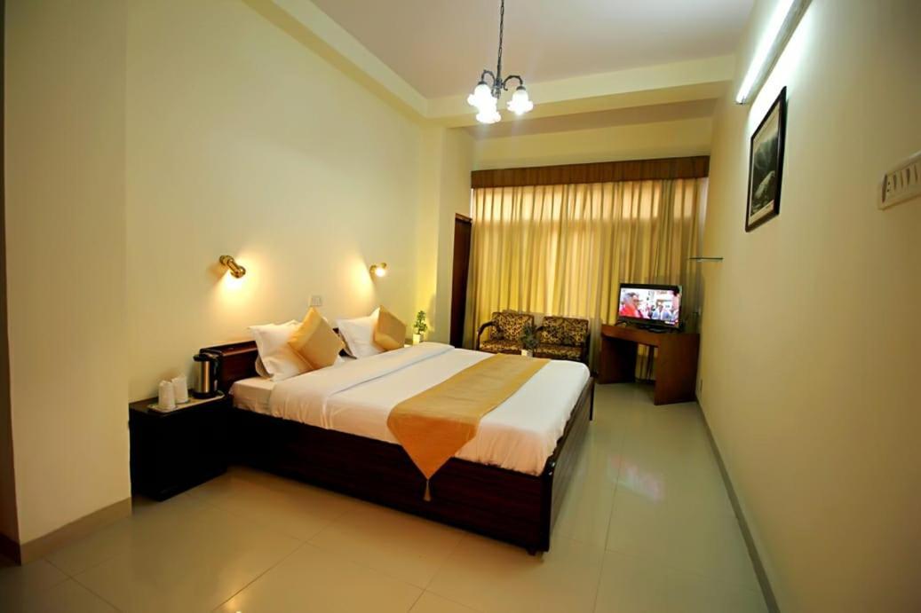 Tara Home Shimla Near Mall Road מראה חיצוני תמונה