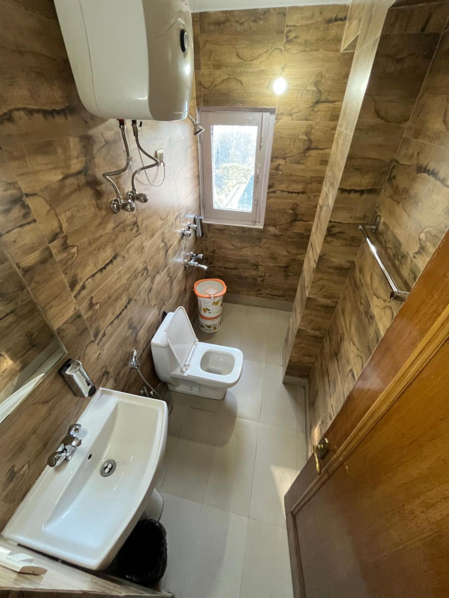 Tara Home Shimla Near Mall Road מראה חיצוני תמונה